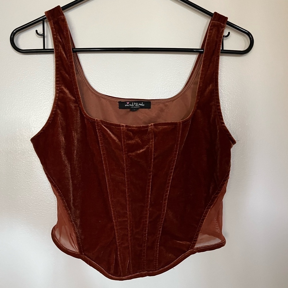 HP (MIXED THREADS) crop top